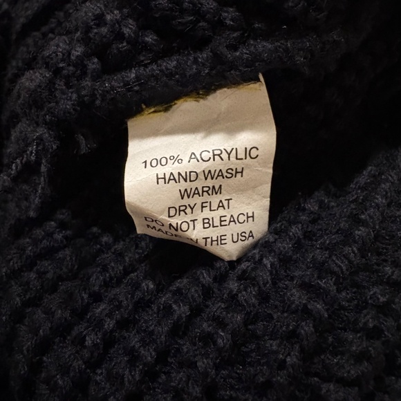 Mutton head navy chunky toque - Picture 2 of 2